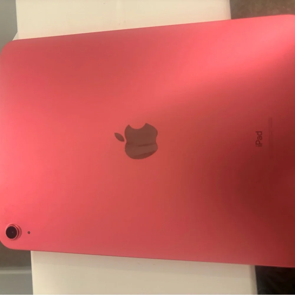 iPad 10th generation WiFi only 64 gb
